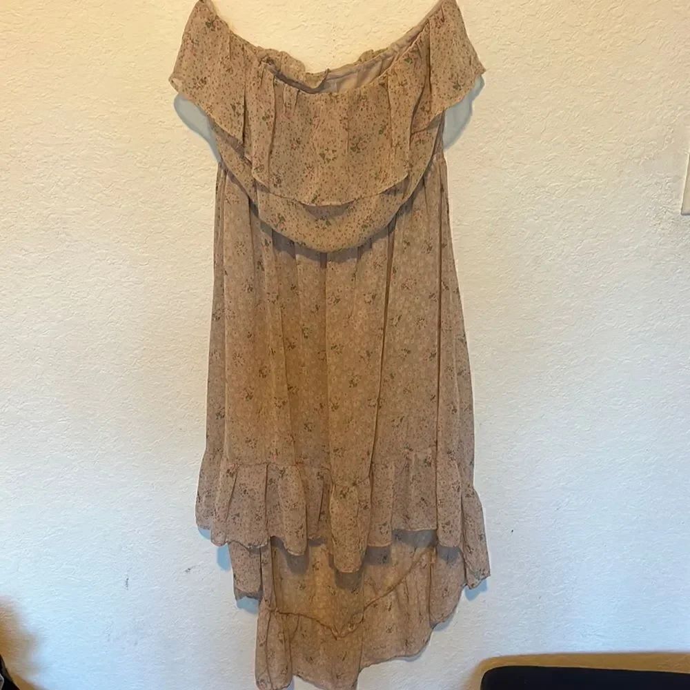 Forever 21 Strapless Dress Floral High Low - Worn Once - Size Medium Ruffled Top